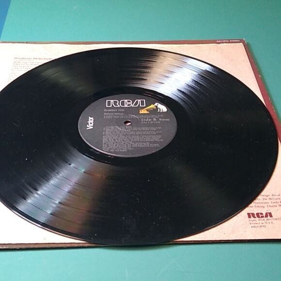 Ronnie Milsap Greatest Hits Vinyl Record - Picture 10 of 11